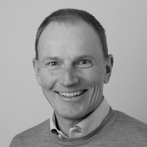 small_Kristian_Lykke_Fick_black_and_white_light_a5c30feb97.jpg