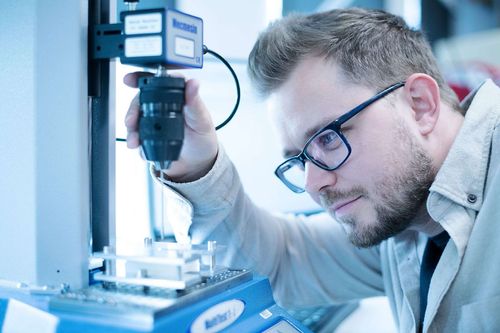 hardware-engineering-department.jpg